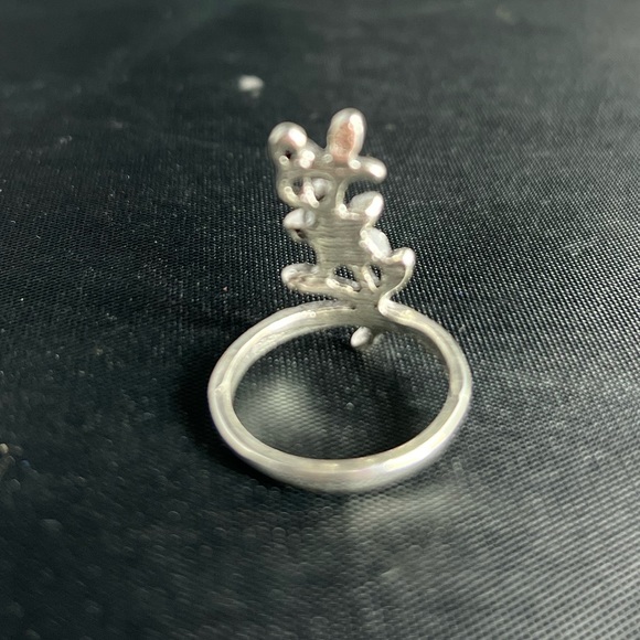 Flower ring - Picture 2 of 2